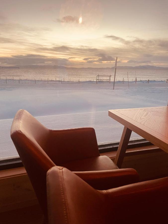 Ekkeroy Lodge - Arctic Living Vadsø Buitenkant foto
